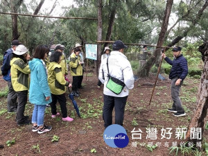 雲嘉南濱海國家風景區管理處為提昇觀光遊憩品質，強化觀光景點解說導覽服務，將召募解說志工預計50名，歡迎踴躍報名。（記者陳昭宗拍攝）