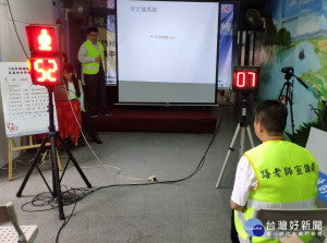 臺北區監理所在板橋區福泰活動中心舉辦108年首場高齡長者用路安全開跑活動 。（圖／記者黃村杉攝）