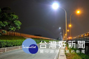 照亮筏子溪畔 筏子東街路燈啟用