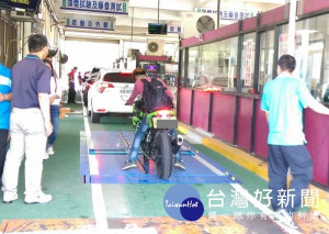 雲林監理站為提升雲嘉南地區大型重型機車檢驗服務品質，新建置大型重型機車二輪及三輪複合式檢驗線，歡迎民眾多加利用。（記者陳昭宗拍攝）