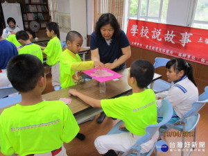 台東「故事好好玩」　環保局巡迴紅葉等6校開講