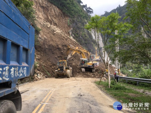 交通部公路總局第五區養護工程處嘉義縣阿里山鄉台18線78.3K邊坡坍方交通阻斷說明