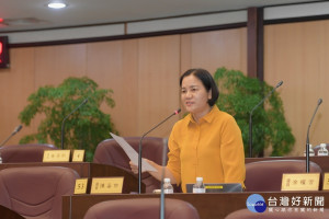 市議員陳姿伶在市政總質詢提到桃園都會區原住民族經濟、居住方面成為隱憂。(圖／桃園市議會提供)
