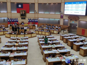 新北市議會3日下午市政總質詢由李倩萍、林銘仁議員提出質詢。（圖／記者黃村杉攝）