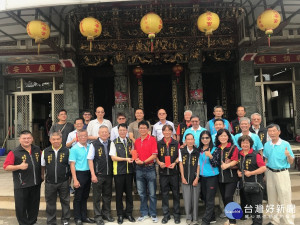 佳里區池安宮頒發獎助學金未來將持續辦理。