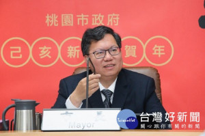 鄭文燦表示，桃園捷運綠線GC02標南出土段至G07站地下段土建標完成評選，預計108年10月動工、115年完工

