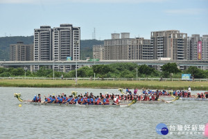 新北市議會、新北市政府、新北市政府水利局及蘆洲暨五股區公所聯隊等4支隊伍為比賽暖場，最後新北市議員隊以3分37秒17的成績奪冠。