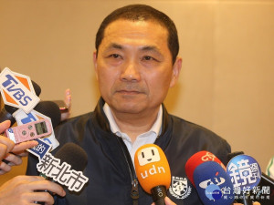 侯友宜受訪強調，撤換他是因為態度，已經不配作為一個分局長。（圖／記者黃村杉攝）