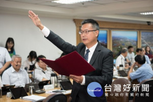 新任工務局長賴宇亭宣誓就職

