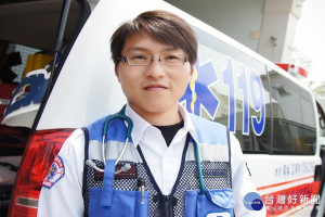 第五救災救護大隊大橋專責救護隊隊員李俊賢。