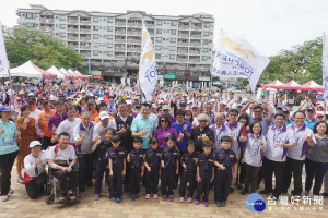 力挺特奧健兒 黃敏惠市長率嘉義市警消執法人員火炬跑