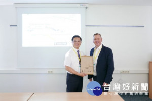 副秘書長邱俊銘表示，將桃園市因應氣候變遷的務實作法傳達給國際環保界，推動城市環境外交工作。 

