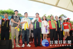 市長致詞表示，培養規律運動的習慣，為自己存下更多的健康存款


