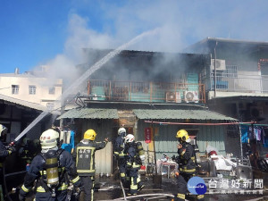 美源街火警 黃敏惠市長責請相關單位全力協助