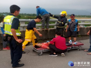 失意女意圖自殺　警開導挽回寶貴性命