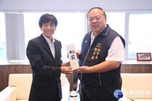 大阪府河內長野市長拜會台中　促台日觀光交流