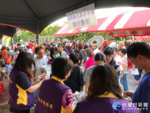 中市租稅宣導　捐發票可換好禮