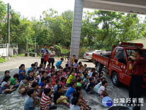 屏東消防局崁頂分隊宣導防災防溺　提升幼童消防安全知識