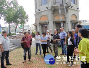 北港登記所、武德殿附屬建築、自來水廠附屬設施群等公有老建物，陸續提報指定登錄文化資產，文資委員進行現勘。