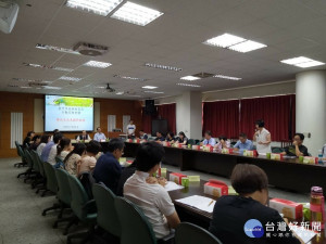 中市教育局首場行動局務會議登場　實際了解學校需求