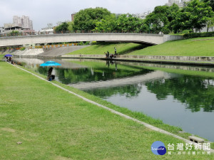 康橋風景美。林重鎣攝