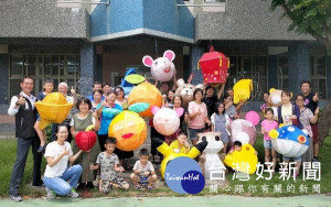 北港朝天宮連續16年贊助辦理教師花燈研習活動，傳承「燈會原鄉」的花燈技藝，讓傳統文化向下紮根。