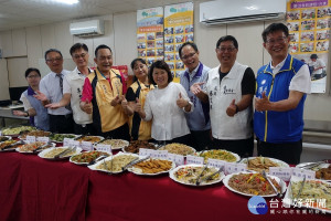 培元花甲食堂揭牌黃敏惠市長：嘉市今年新增核定7個老人共餐據點