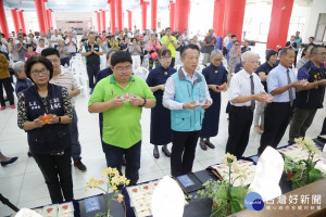 慈濟七月吉祥祈福會，翁縣長親臨祈福與感恩