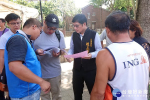 立法委員趙正宇會勘八德區建國路靠近大湳地區遇雨即淹問題，提出３項改善辦法。