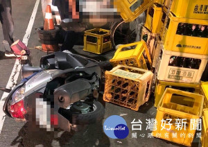 男子酒駕擦撞同行機車卻未停車查看，經熱心民眾騎車追趕告知才返回，警方依危險駕駛等移送偵辦。