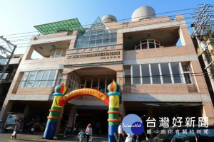 新屋婦幼館位於第一公有市場3、4樓

