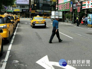 中壢警分局已規劃交通大執法勤務，分析易肇事熱點、熱時加強攔檢違規，以防制交通事故發生。

