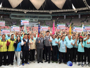 桃市體育局舉辦「桃園市108年度樂活重陽季-長青趣味競賽運動會」，超過2,000名銀髮族朋友一同參與競賽活動。