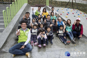 竹市南大公園改造完成　竹蓮市場菜籃族休憩新據點（圖／新竹市政府提供）