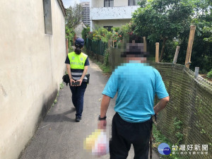 「阮家在駁岸邊的低厝仔」　警憑關鍵字助迷途翁返家