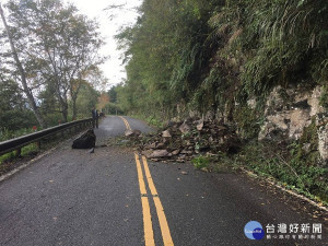 太平山國家森林遊樂區「宜專一線」坍落土石。（圖／羅東林管處提供）