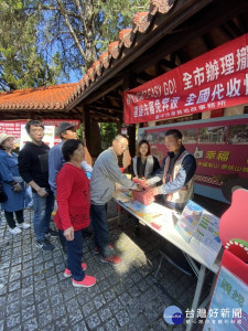 東勢地所派人到梨山就近受理居民申請地政謄本