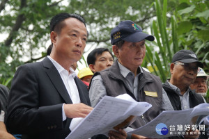 公共工程委員會主委吳澤成南下嘉縣訪查 149甲線50K+40災害復建工程
