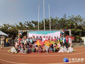 2019第一屆鹿港風箏節　鹿港天空精彩繽紛。