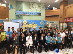 朴子醫院日間照顧中心揭牌，舉辦長照2.0發表會