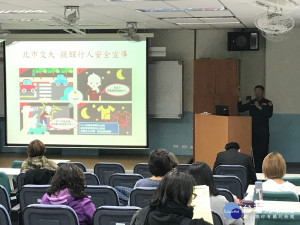 萬華波麗士前進校園宣導交安　建立學生正確用路觀念