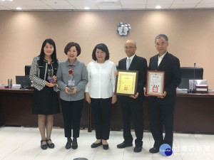 民安5號演習嘉義市政府獲評績優單位獲頒行政院獎狀