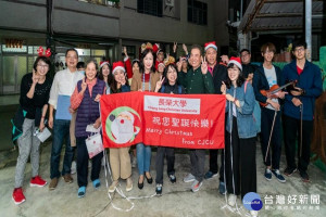 長榮大學報佳音與民眾同樂。