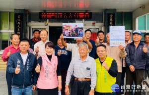 縣議員顏旭懋、蔡岳儒及元長鄉長李明明與多位農民公開澄清，政府收購花生是以農民福祉為主，從不分黨派，亦呼籲地方父母官要正派些。