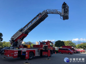 曲折雲梯車密集訓練投入救災行列　台東高空消防作戰能力大躍進