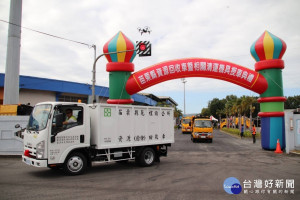 新購置的廚餘回收車