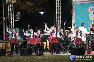 日本靜岡大學精彩演出 文化公園爆滿管樂迷嗨翻