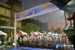 雨中開跑熱情不減 2019第四屆嘉義馬拉松公益路跑