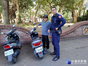 迷糊老翁誤認機車失竊　警眼尖迅速找回