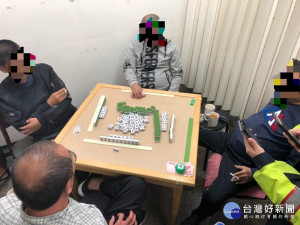 南港警分局年節前查賭　春節期間法律無假期（圖／台北市警察局南港分局提供）